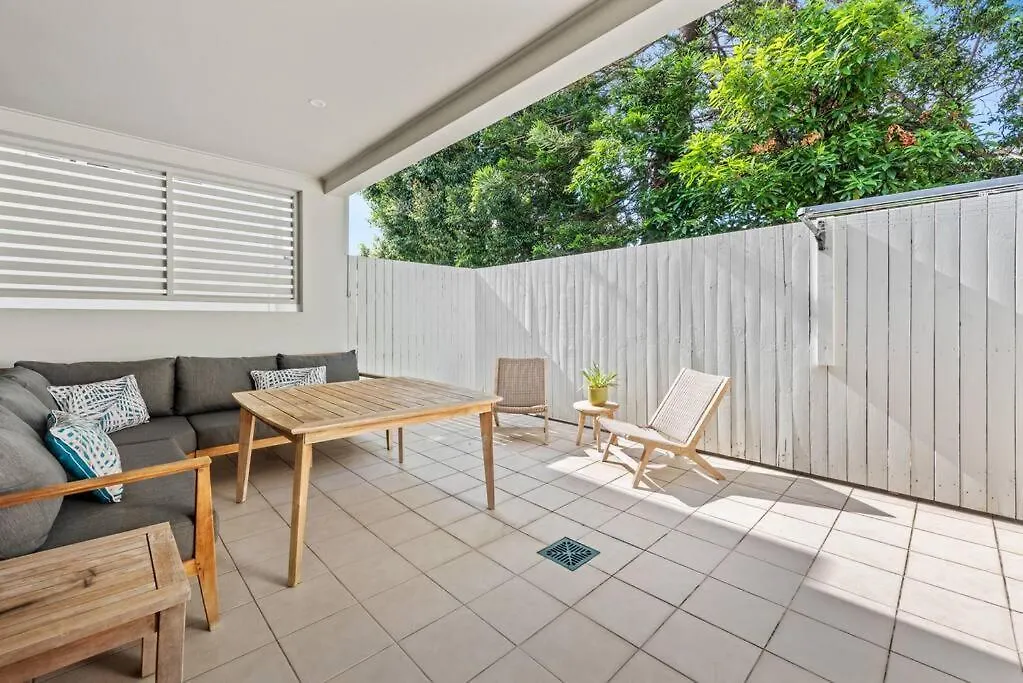 Blissful Bulimba ~ 3Bed/2.5Bath/1Car ~ Townhouse Villa Brisbane Holiday home