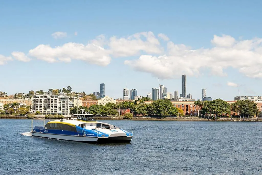 Blissful Bulimba ~ 3Bed/2.5Bath/1Car ~ Townhouse Villa Brisbane Australia