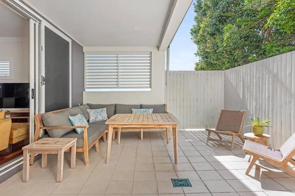 Blissful Bulimba ~ 3Bed/2.5Bath/1Car ~ Townhouse Villa Brisbane 0*,